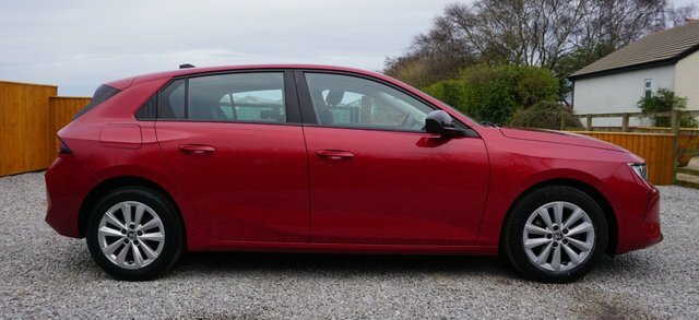 Vauxhall Astra Turbo Design Hatchback LC23BJF Red #2
