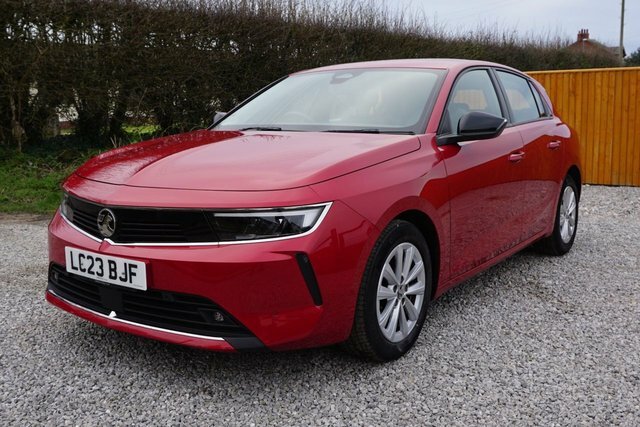 Vauxhall Astra Turbo Design Hatchback LC23BJF Red #6