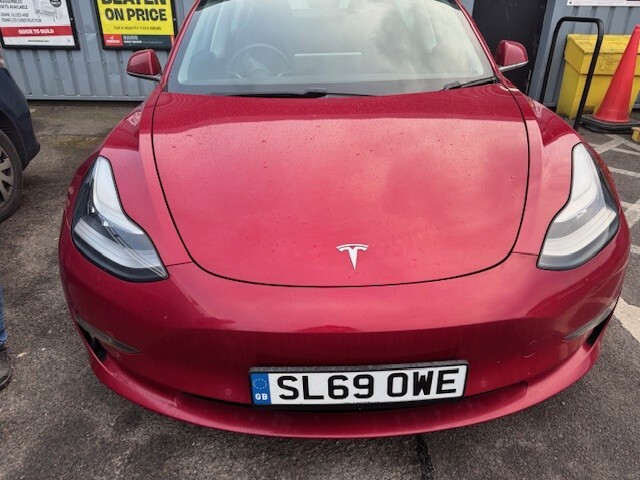Tesla Model 3 Saloon Dual Motor Long Range 4X4 Wine Red M Red