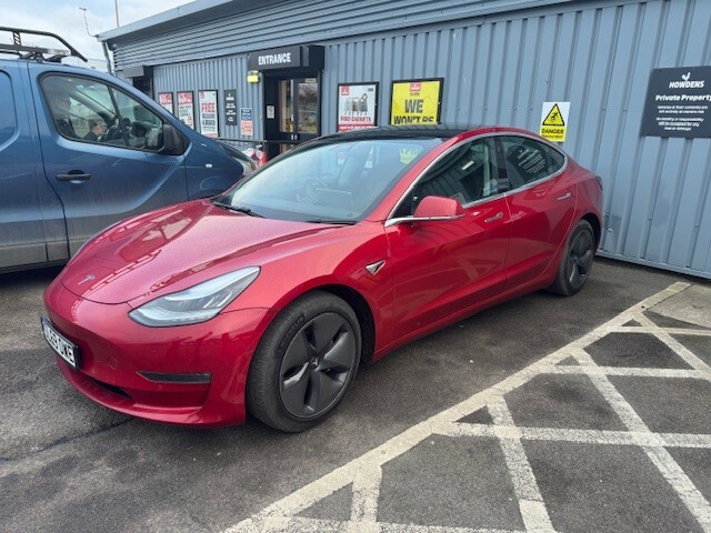 Tesla Model 3 Saloon Dual Motor Long Range 4X4 Wine Red M Red #2