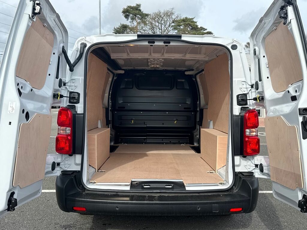 Vauxhall Vivaro 2.0 Turbo D 145 Prime H1 Van MT75KBE White #4