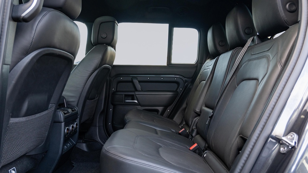 Land Rover Defender 130 3.0 D350 X-dynamic Hse 130 8 Seat KN74XSH Grey #4