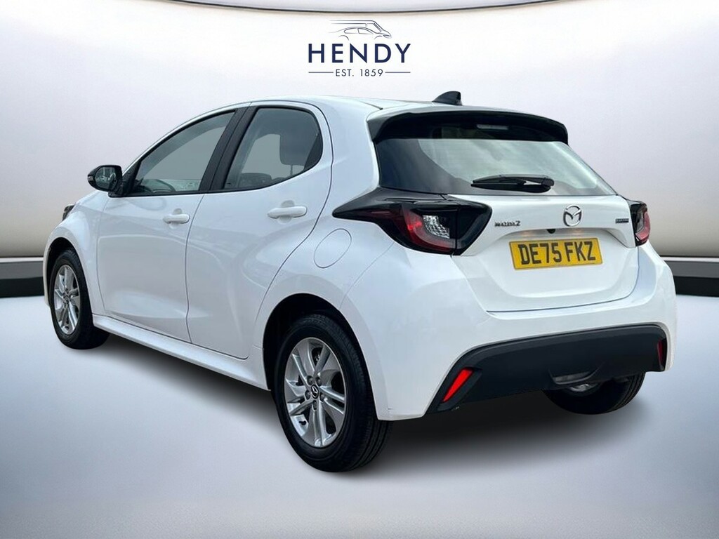 Mazda 2 1.5I Hybrid Centre Line Cvt DE75FKZ White #6