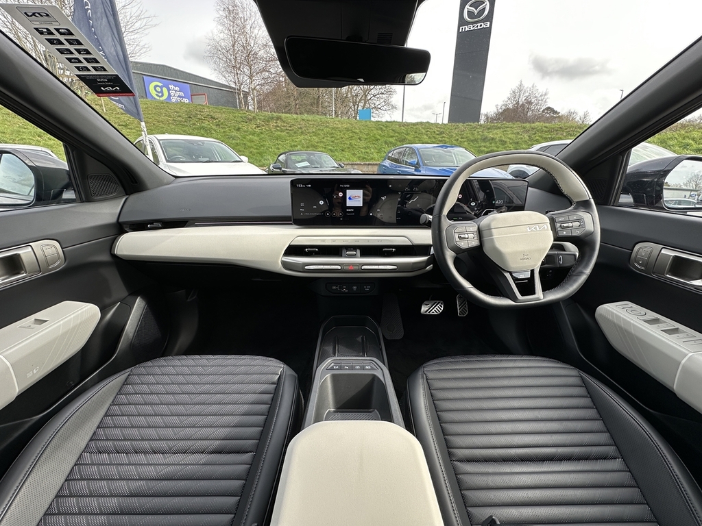 Kia EV4 150Kw Gt-line 81Kwh GL75ESG Red #3