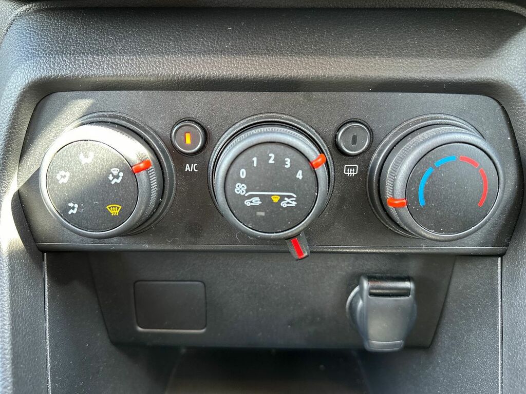 Dacia Sandero 1.0 Tce Expression GU23UBK White #5