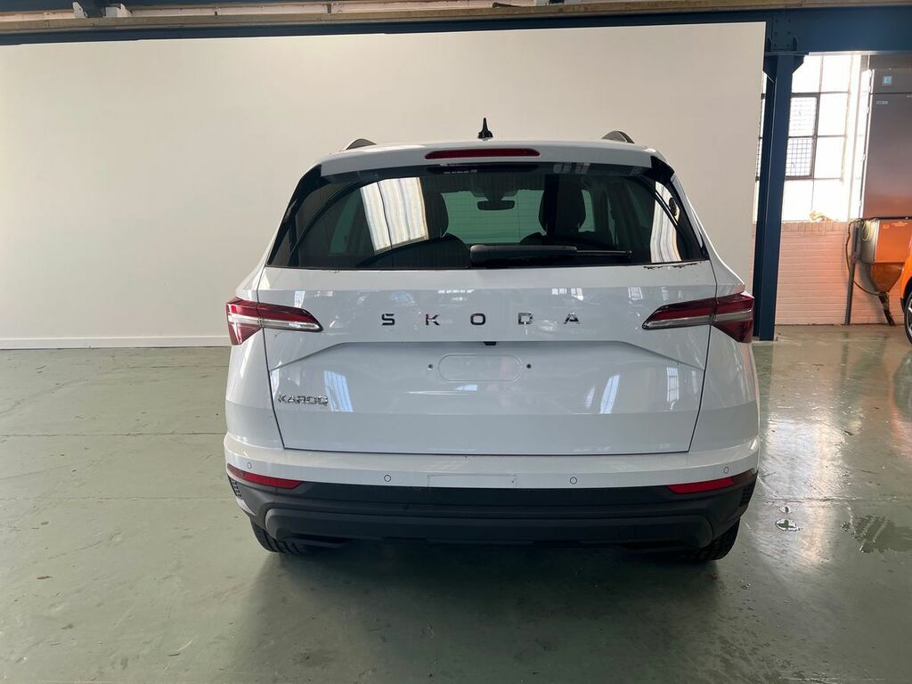 Skoda Karoq 1.0 Tsi 116 Se Edition HF26TNZ White #3