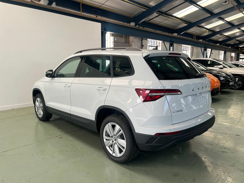 Skoda Karoq 1.0 Tsi 116 Se Edition HF26TNZ White #4