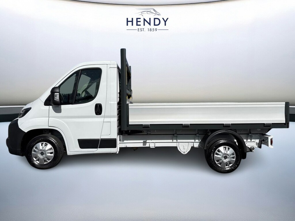 Citroen Relay 2.2 Bluehdi 140 Chassis Cab Enterprise BG75NUC White #3