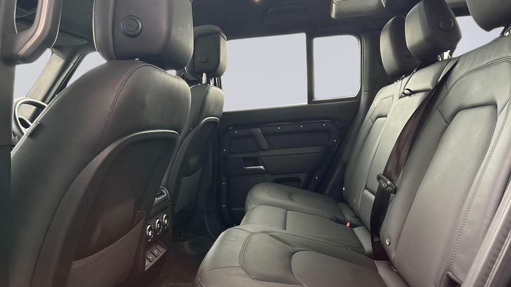 Land Rover Defender 110 3.0 D350 X-dynamic Hse 110 LN25CFY Black #4