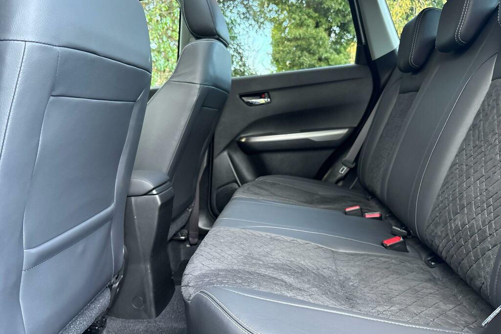Suzuki Vitara Vitara 1.5 Ultra Ags Euro 6 Ss 2574 S KX74RZJ Silver #6