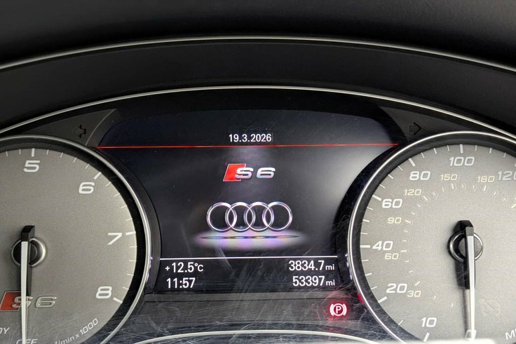 Audi S6 Avant Black Edition Grey #26