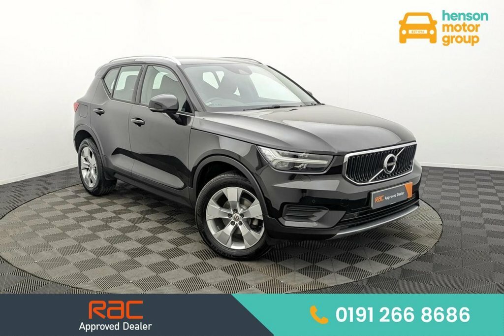 Volvo XC40 1.5L Momentum Black