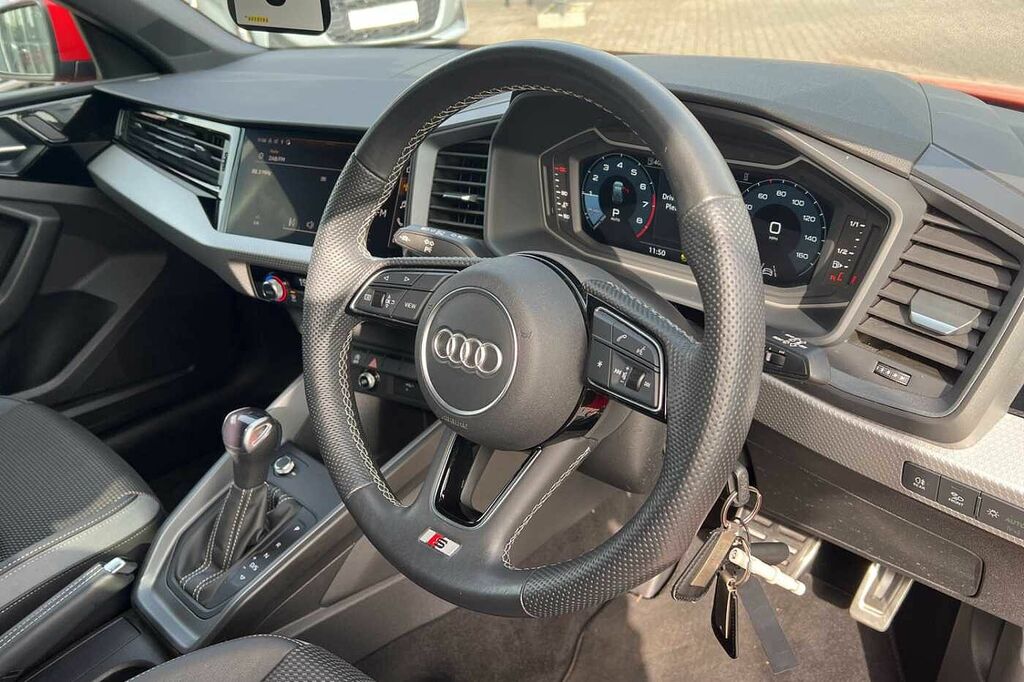 Audi A1 S Line 35 Tfsi 150 Ps S Tronic HG23DVB Red #6
