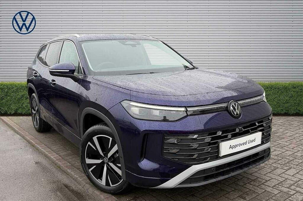 Volkswagen Tayron 1.5 Etsi Elegance Dsg7 7 Seat Purple