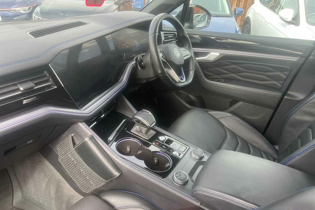 Volkswagen Touareg 3.0 V6 Tsi Ehybrid 4Motion R Tip HN73SVW Blue #2