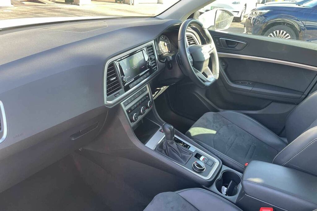 Seat Ateca 1.5 Tsi Evo Xperience Edition Dsg WU23OFZ White #2