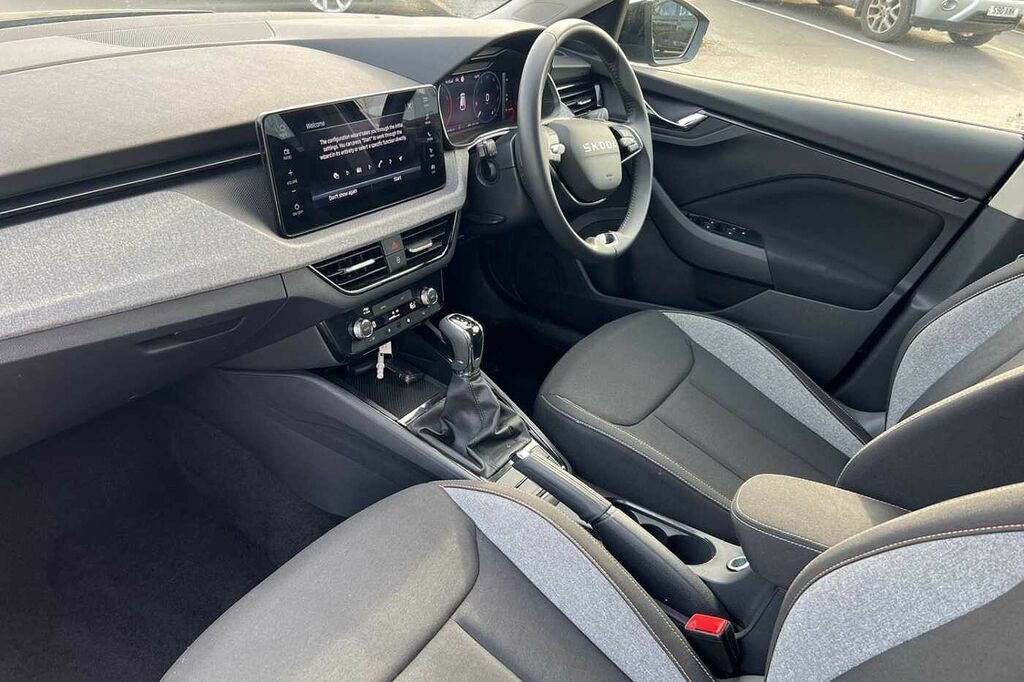 Skoda Scala 1.0 Tsi 116 Se Edition Dsg GF25NRX Black #2