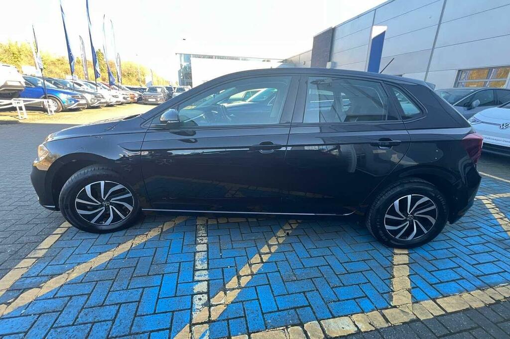 Volkswagen Polo 1.0 Tsi Life HG73WHW Black #4