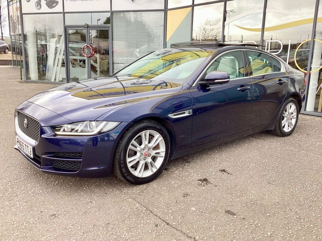Jaguar XE 2L Prestige PN65TTJ Blue #3