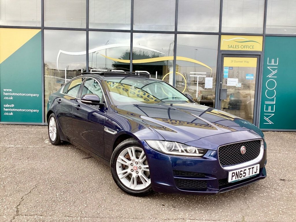 Jaguar XE 2L Prestige Blue