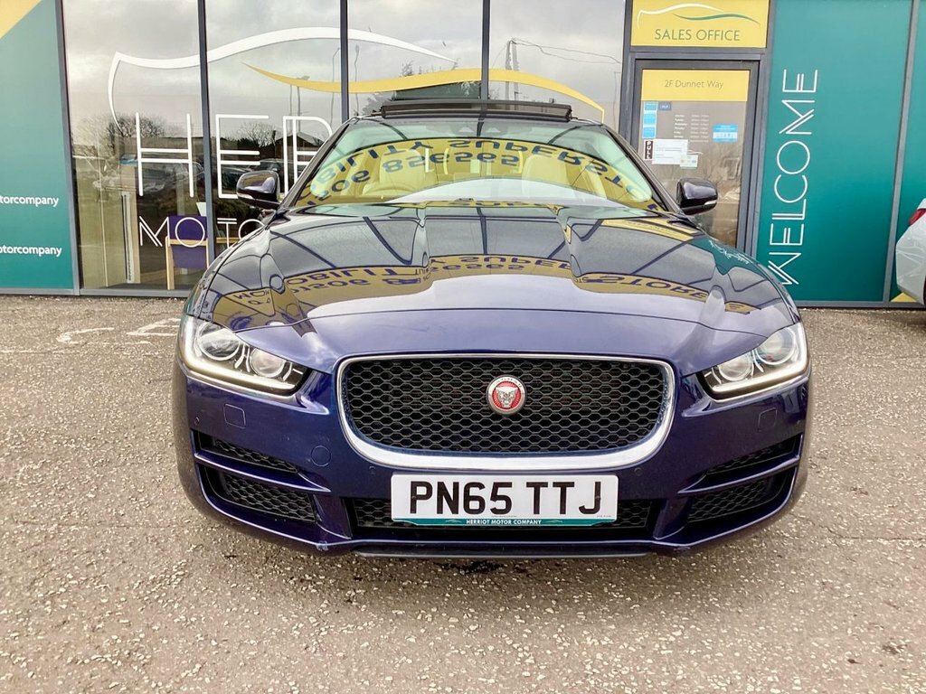 Jaguar XE 2L Prestige PN65TTJ Blue #2