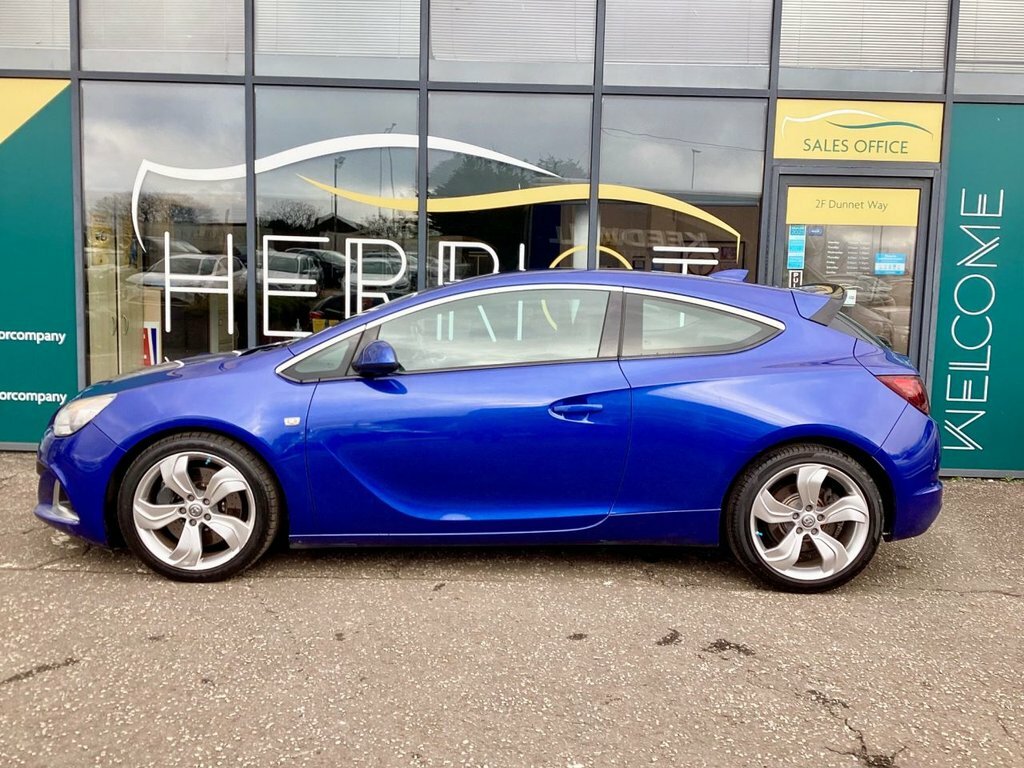 Vauxhall Astra GTC 2L Vxr Blue #3