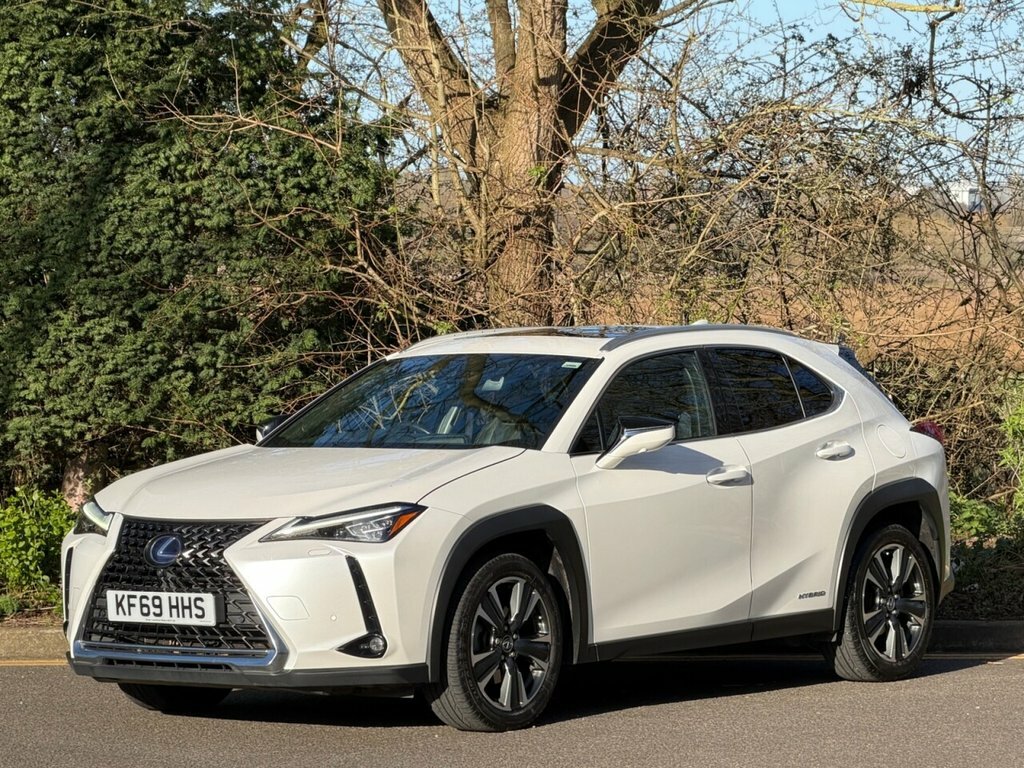 Lexus UX 2L Takumi KF69HHS White #3