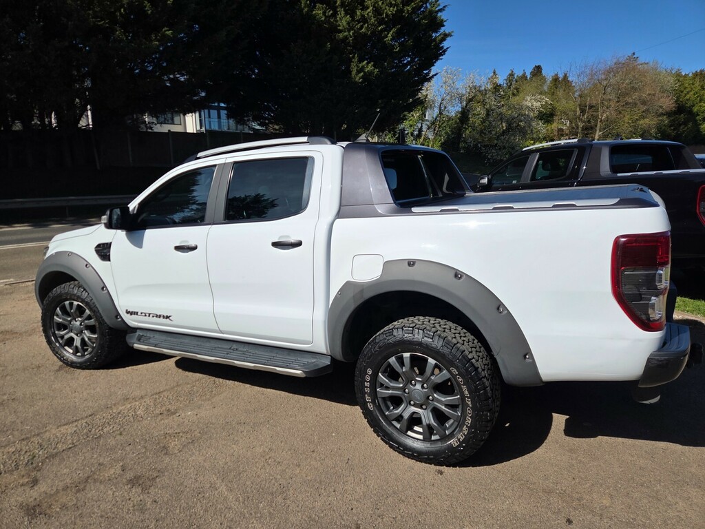 Ford Ranger Pick Up Double Cab Wildtrak 2.0 Ecoblue 213 MA21WYK White #2
