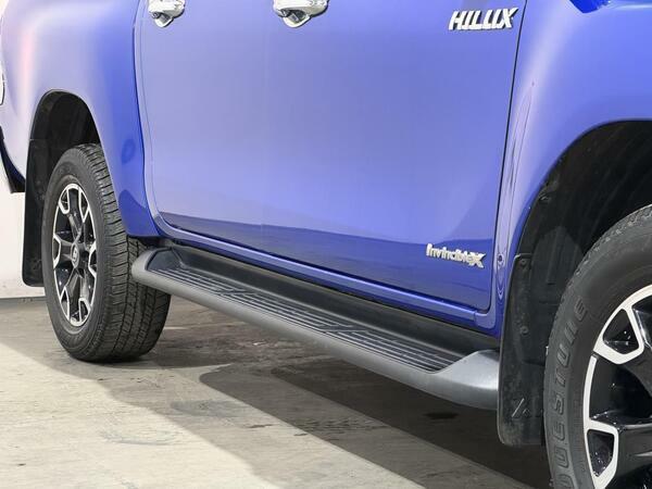 Toyota HILUX 2.4 D-4d Invincible X Pickup Double Cab Blue #2