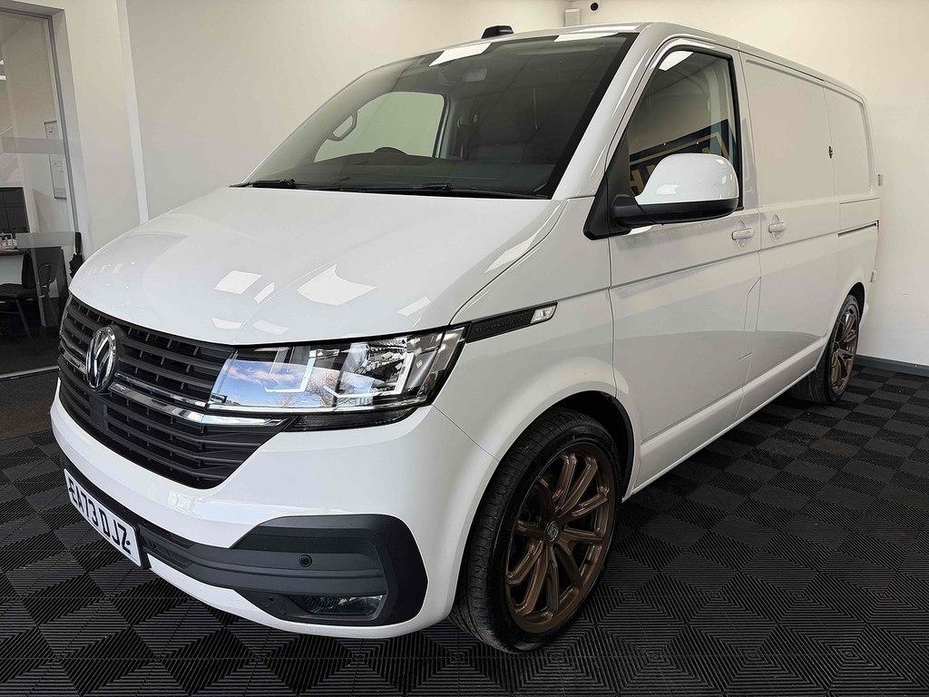 Volkswagen Transporter Tdi T28 Highline EA73DJZ White #3