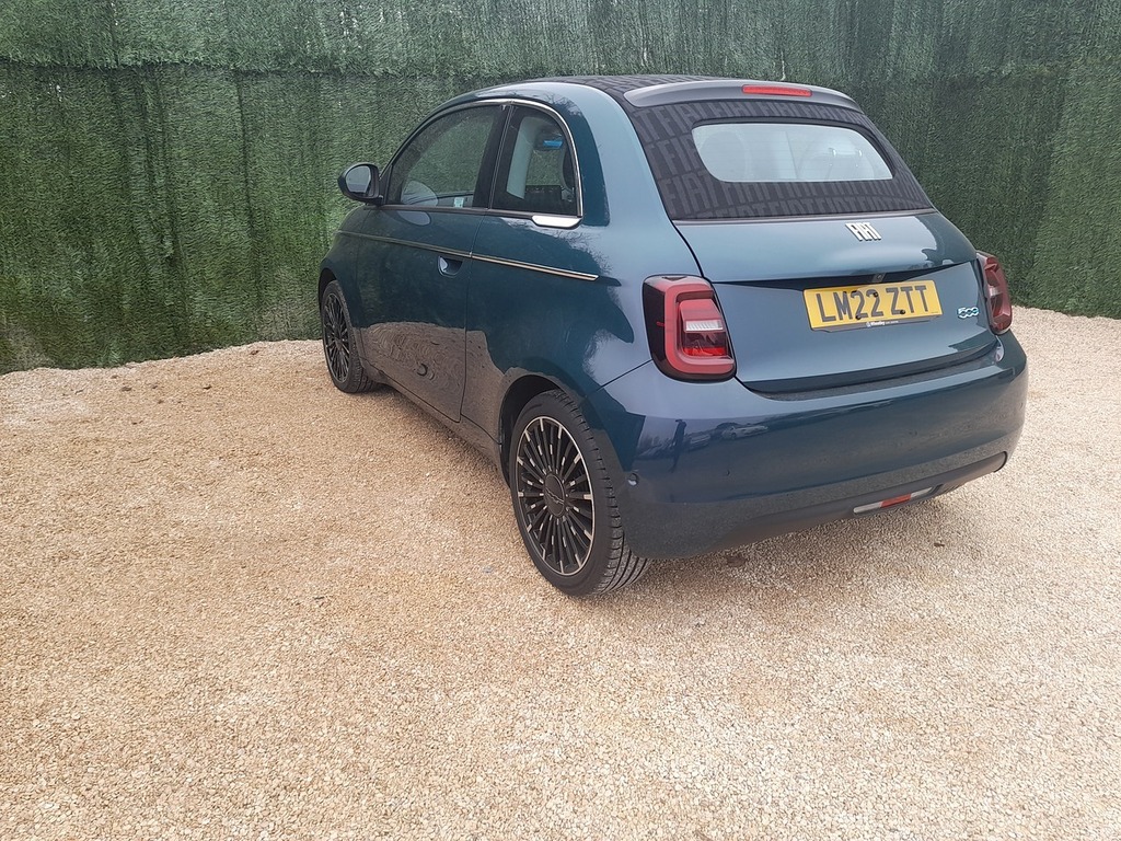 Fiat 500E C La Prima Green #6