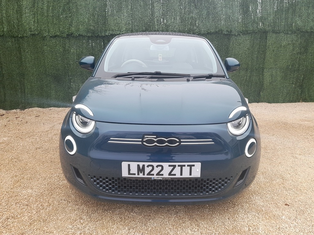 Fiat 500E C La Prima Green #3