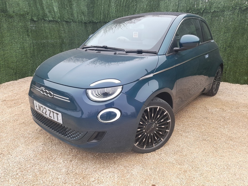 Fiat 500E C La Prima Green #4