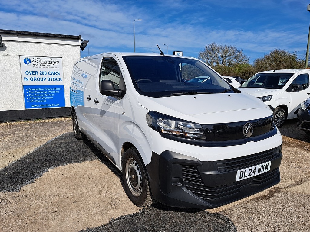 Vauxhall Vivaro Turbo D Prime DL24WKM White #3