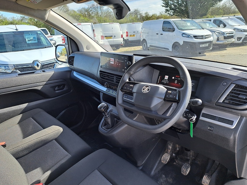 Vauxhall Vivaro Turbo D Prime DL24WKM White #2