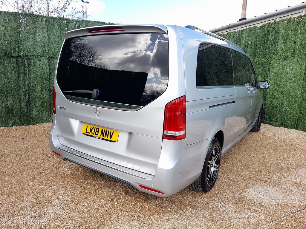Mercedes-Benz V Class V250d Amg Line LK18NNV Silver #5