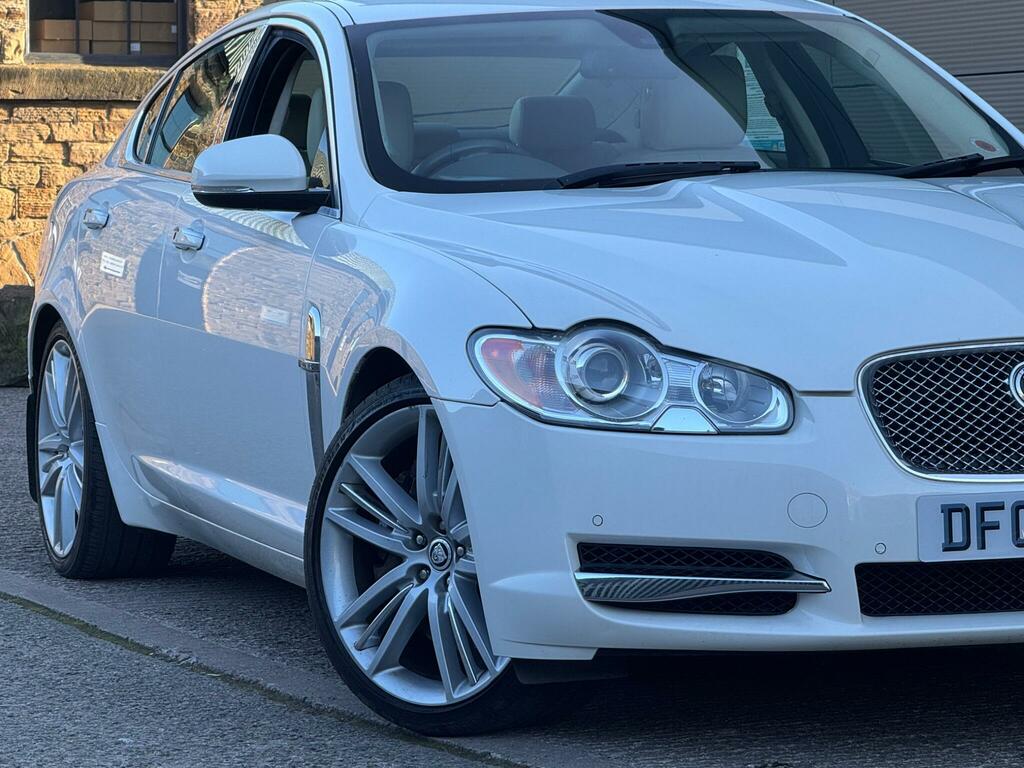 Jaguar XF 3.0D S V6 Portfolio Euro 5 White #3