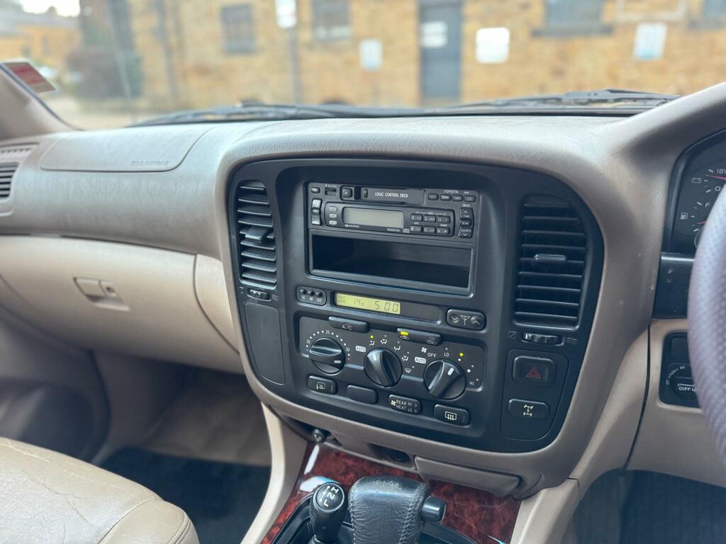 Toyota Land Cruiser Amazon Amazon VX Green #36