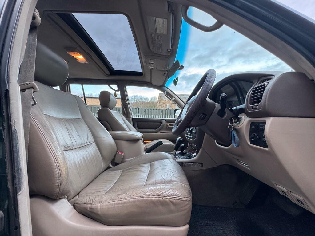 Toyota Land Cruiser Amazon Amazon VX Green #31