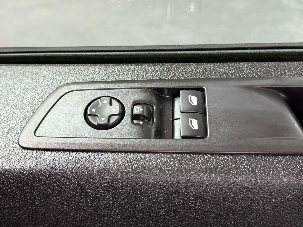Peugeot Traveller Active Grey #23