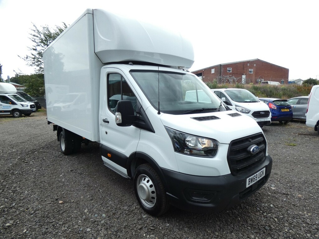 Ford Transit Custom 350 Luton Cc Ecoblue White