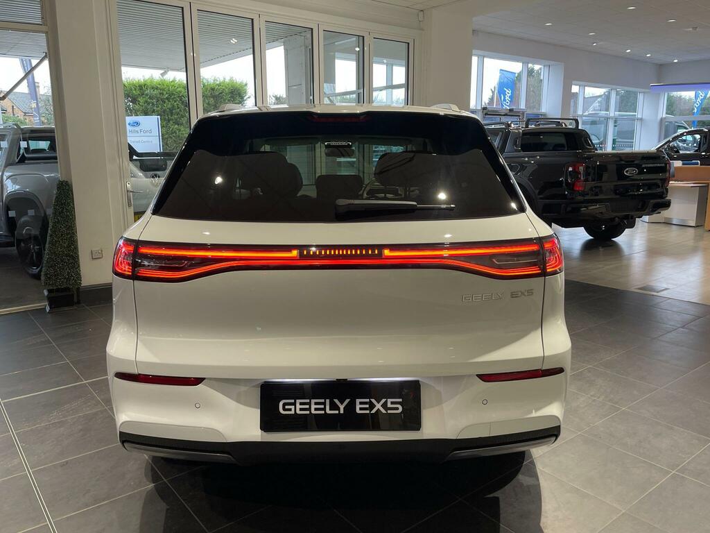 Geely EX5 60.22Kwh Max  White #3