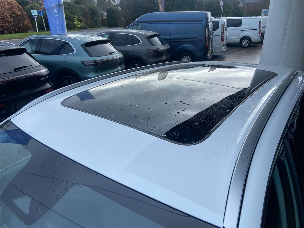 Geely Starray 1.5 Em-i 29.8Kwh Ultra Suv Plug-in Hybr  White #6