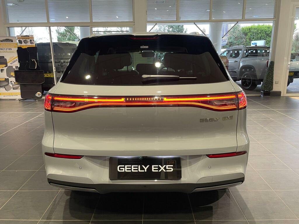 Geely EX5 60.22Kwh Max  Silver #3