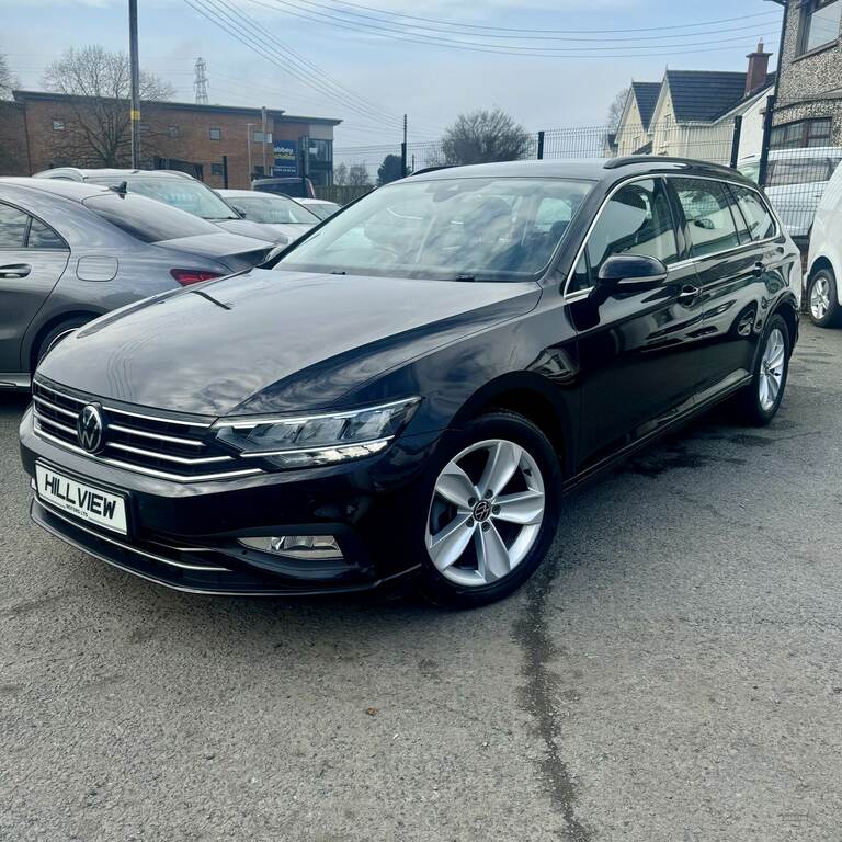 Volkswagen Passat 2.0 Tdi Evo Scr Se Nav Dsg BD21XZC Black #2