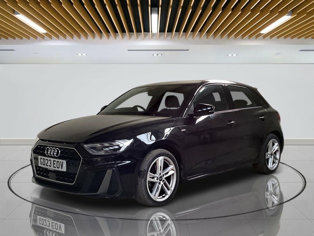 Audi A1 1L S Line GD23EOV Black #4