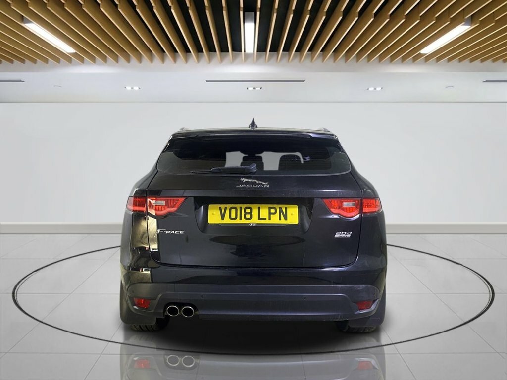 Jaguar F-Pace 2L Prestige VO18LPN Black #6