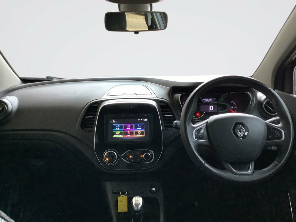 Renault Captur Suv LF67CWJ Grey #3