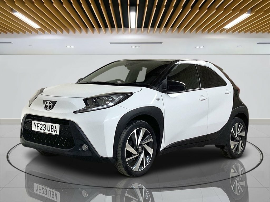 Toyota Aygo X 1L Edge YF23UBA White #4