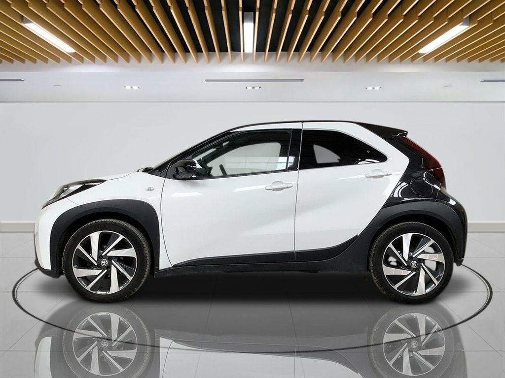 Toyota Aygo X 1L Edge YH23CKD White #5